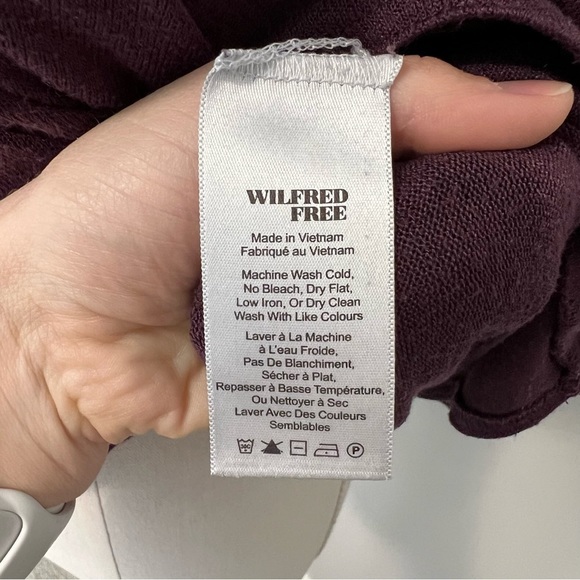 Aritzia Wilfred Free Aneta V-Neck Top  Maroon Burgundy Loose Boxy Fit - Picture 14 of 15